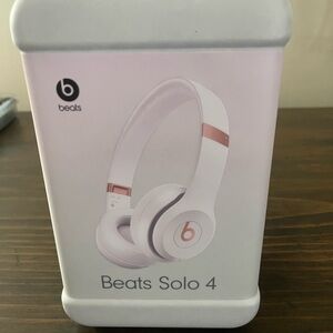 Beats Solo 4 Wireless Headphones - White and Pink